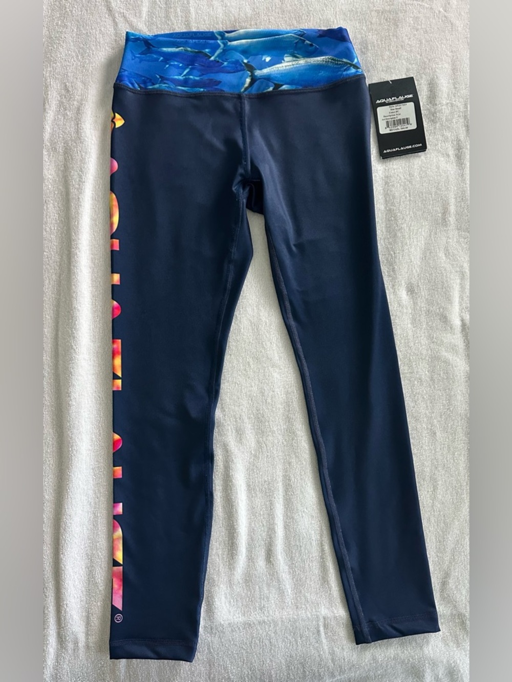 Aquaflauge Leggings Small Navy Fish Print UPF 30 Quick Dry Performance ‎ NWT